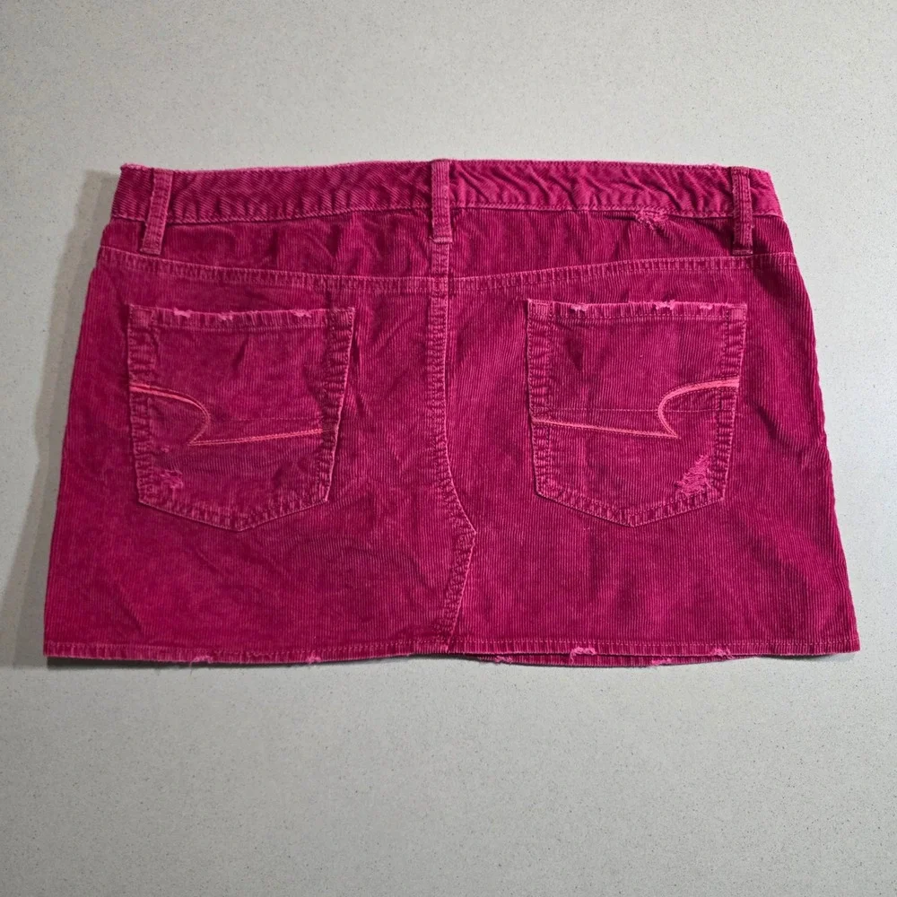 American Eagle Magenta Pink Corduroy Distressed Mini Skirt Size 14